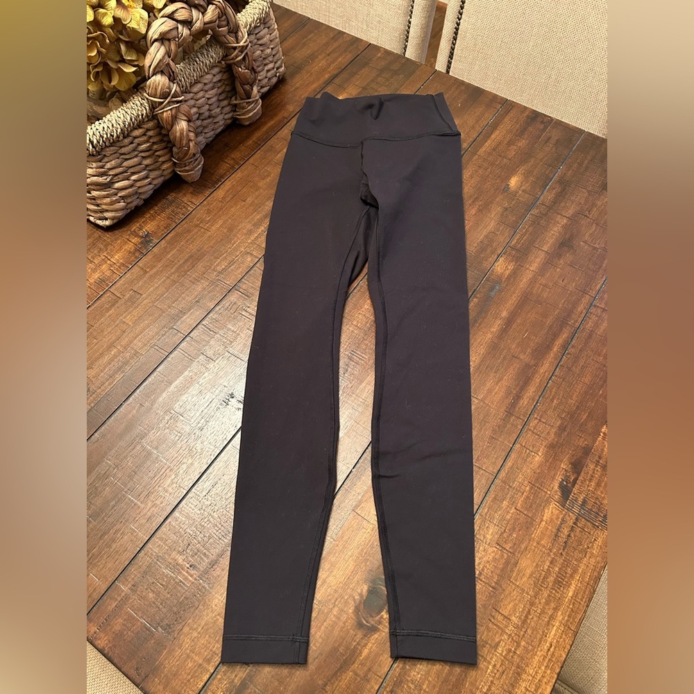 Lululemon size 4 black legging